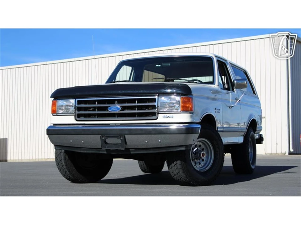 1990 Ford Bronco 4th Gen - Image 9 of 31