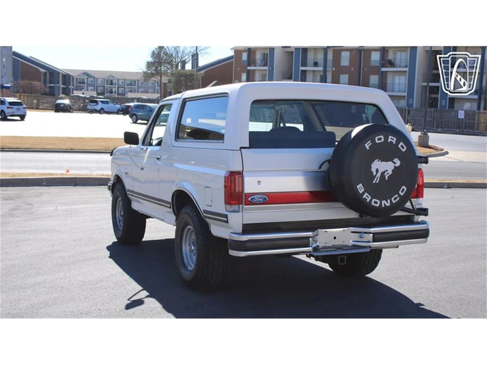 1990 Ford Bronco 4th Gen - Image 20 of 31