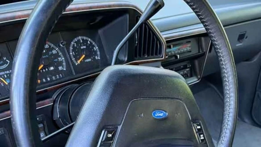1990 Ford Bronco 4th Gen - Image 4 of 31