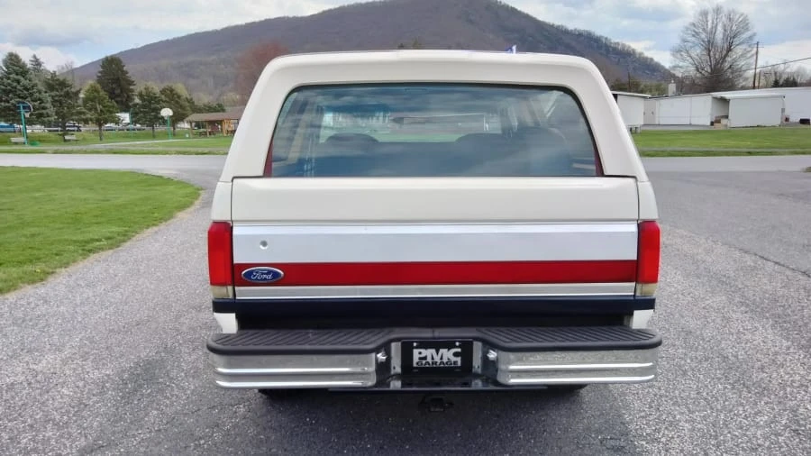 1990 Ford Bronco 4th Gen - Image 18 of 24