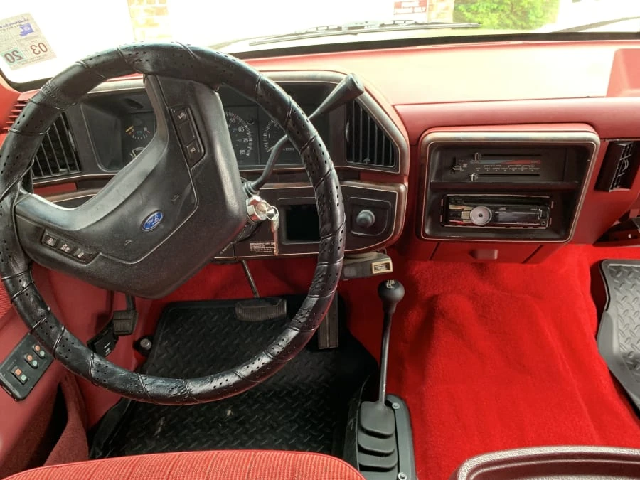1990 Ford Bronco 4th Gen - Image 2 of 12