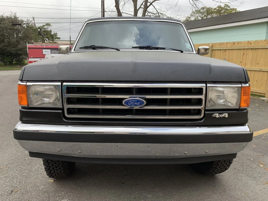 1990 Ford Bronco 4th Gen - Image 9 of 12