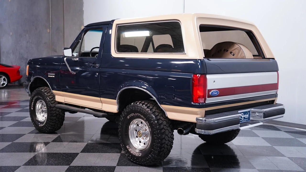 1990 Ford Bronco 4th Gen - Image 7 of 12