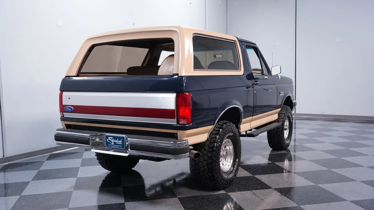 1990 Ford Bronco 4th Gen - Image 11 of 21