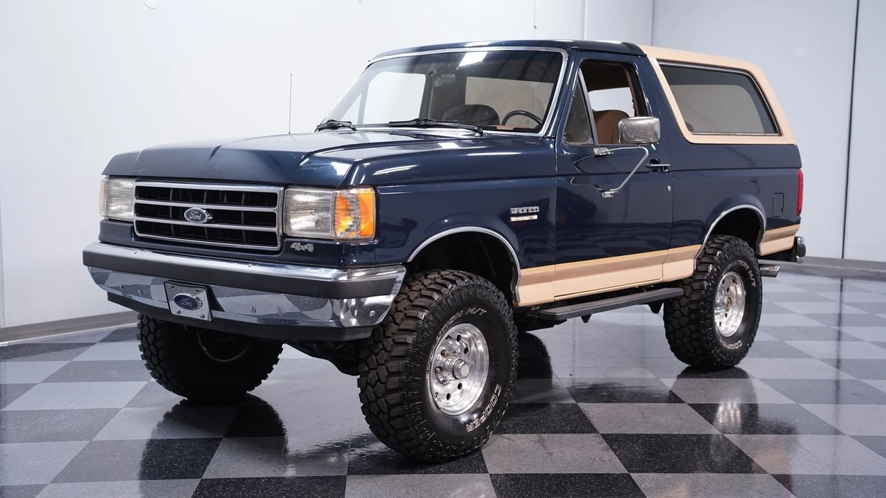 1990 Ford Bronco 4th Gen - Image 5 of 12