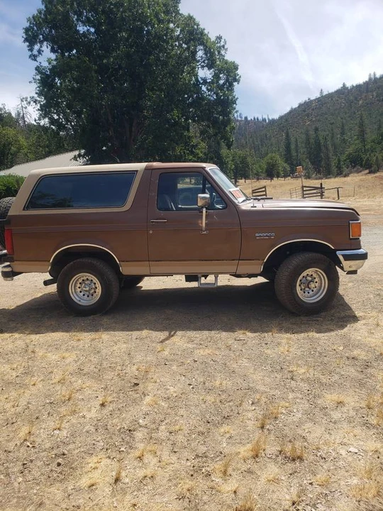 1990 Ford Bronco 4th Gen - Image 3 of 16