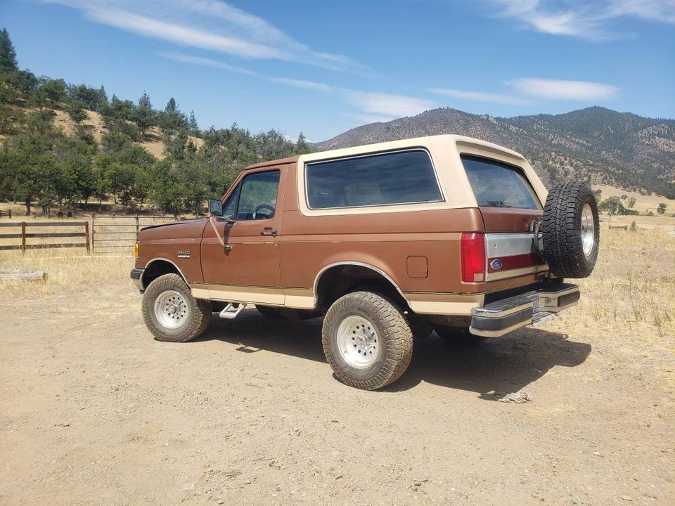 1990 Ford Bronco 4th Gen - Image 7 of 16