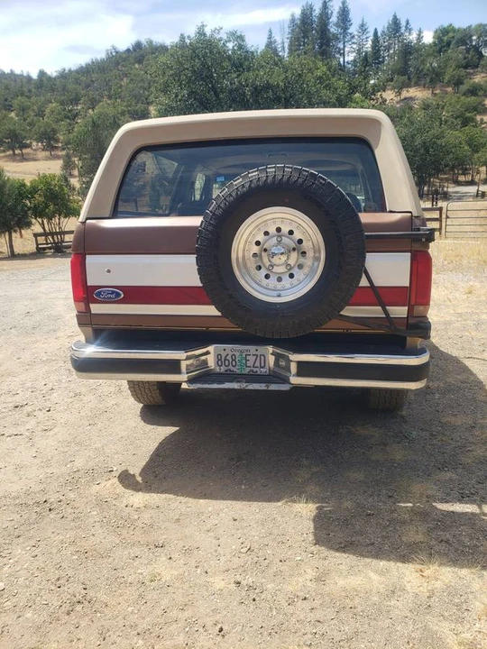 1990 Ford Bronco 4th Gen - Image 5 of 16