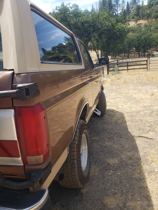 1990 Ford Bronco 4th Gen - Image 4 of 16