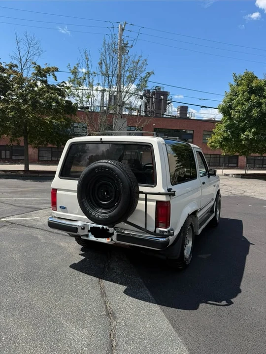 1990 Ford Bronco 4th Gen - Image 3 of 20