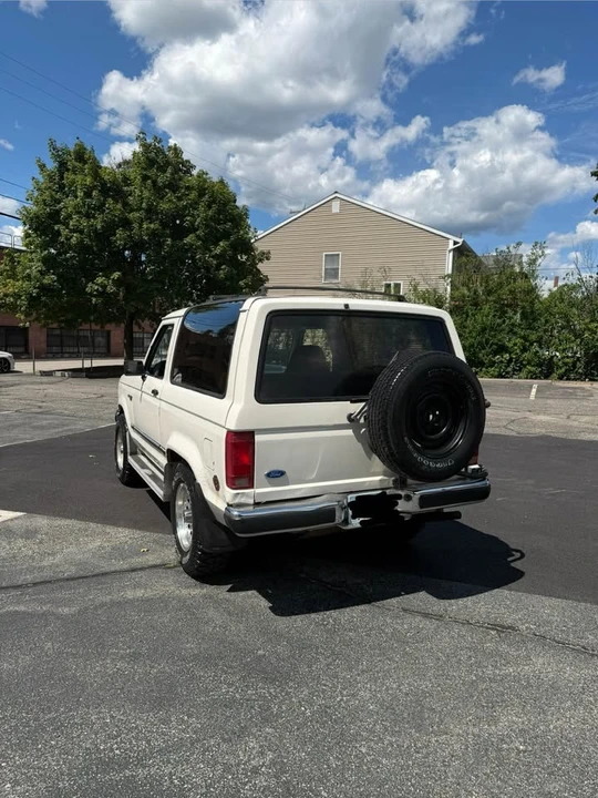 1990 Ford Bronco 4th Gen - Image 4 of 20