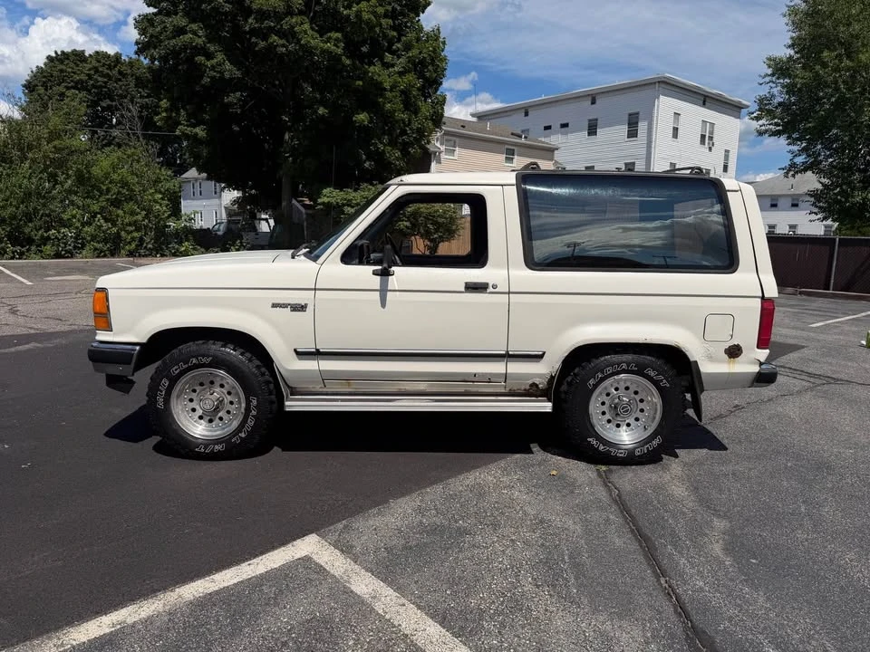 1990 Ford Bronco 4th Gen - Image 5 of 20