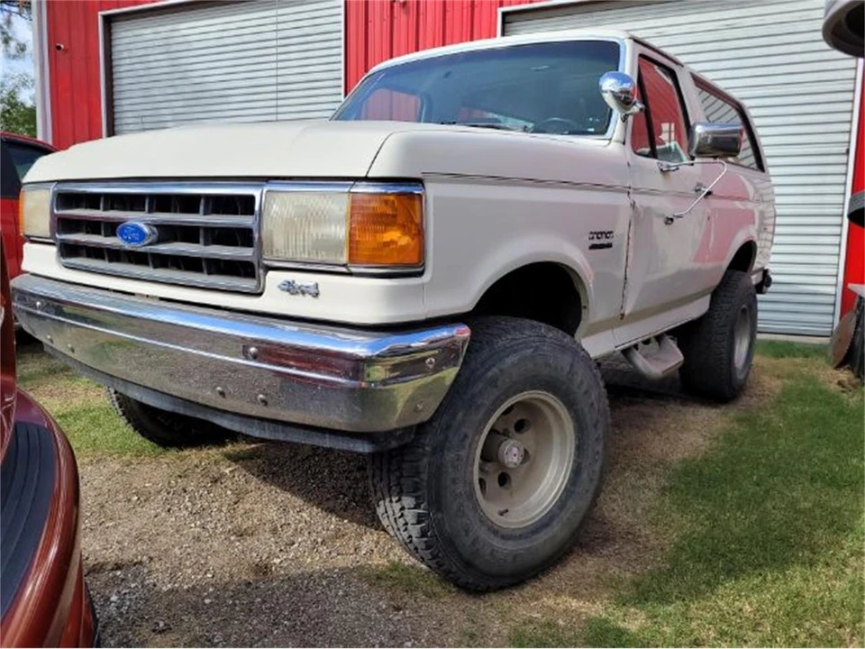 1990 Ford Bronco 4th Gen - Image 3 of 28