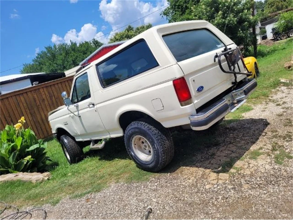 1990 Ford Bronco 4th Gen - Image 4 of 28