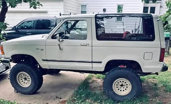 1990 Ford Bronco Bronco 2