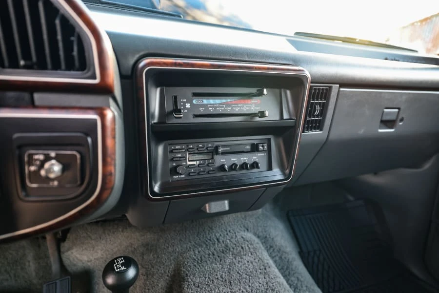 1990 Ford Bronco 4th Gen - Image 30 of 31