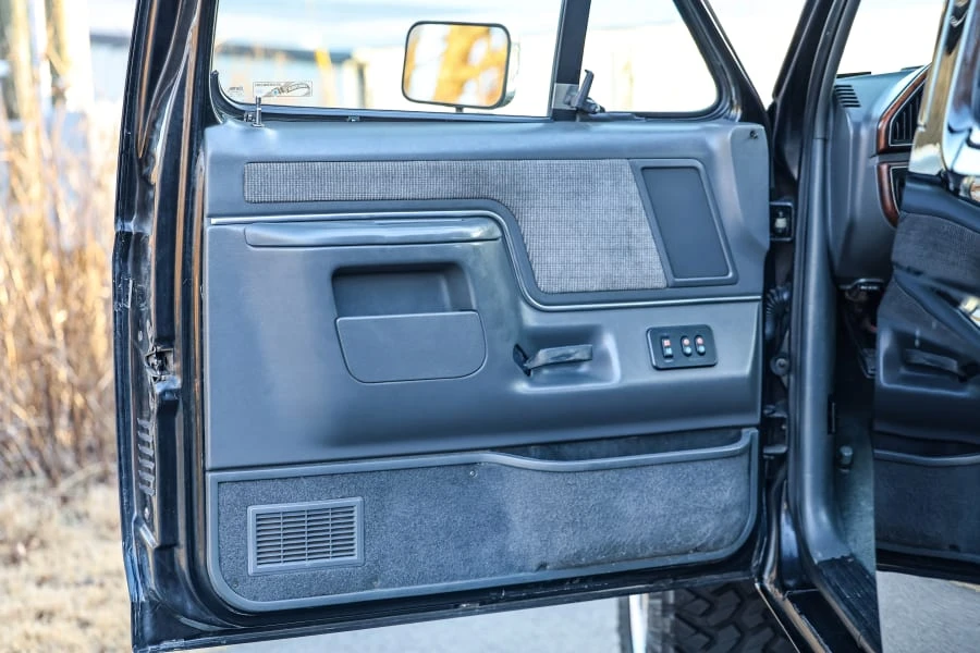 1990 Ford Bronco 4th Gen - Image 29 of 31