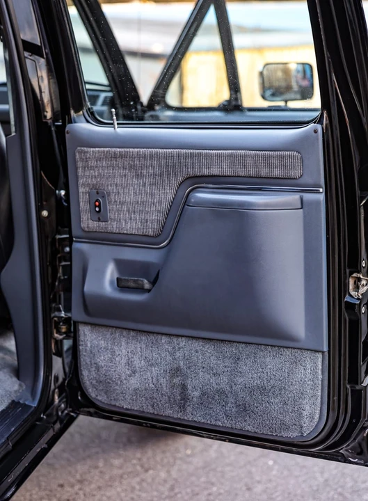 1990 Ford Bronco 4th Gen - Image 28 of 31