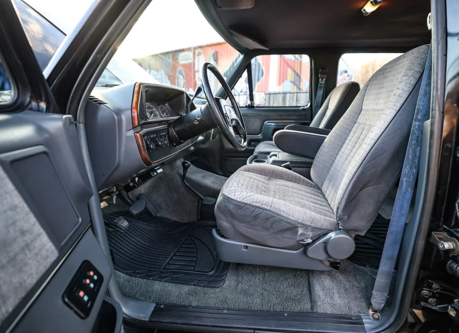 1990 Ford Bronco 4th Gen - Image 22 of 31