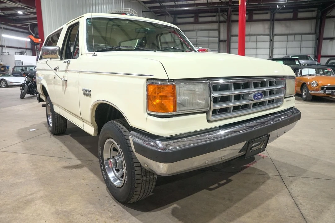 1990 Ford Bronco 4th Gen - Image 26 of 31