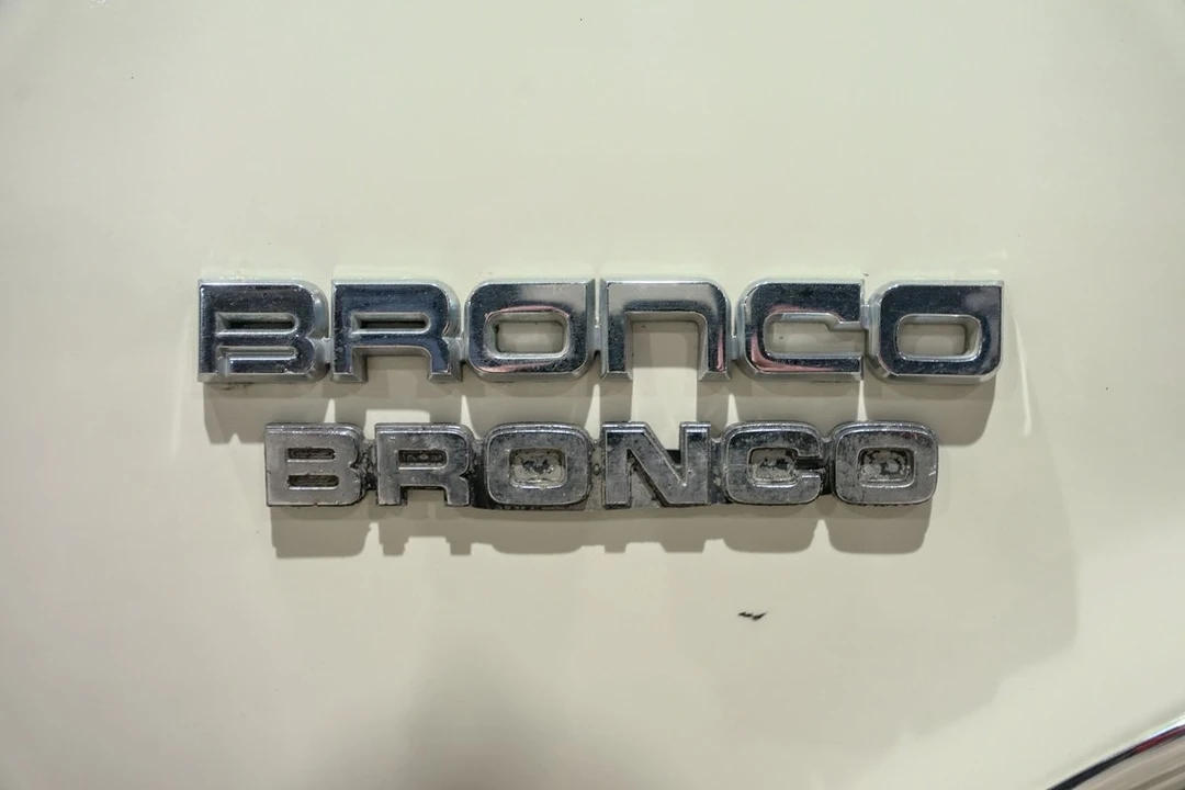 1990 Ford Bronco 4th Gen - Image 15 of 21