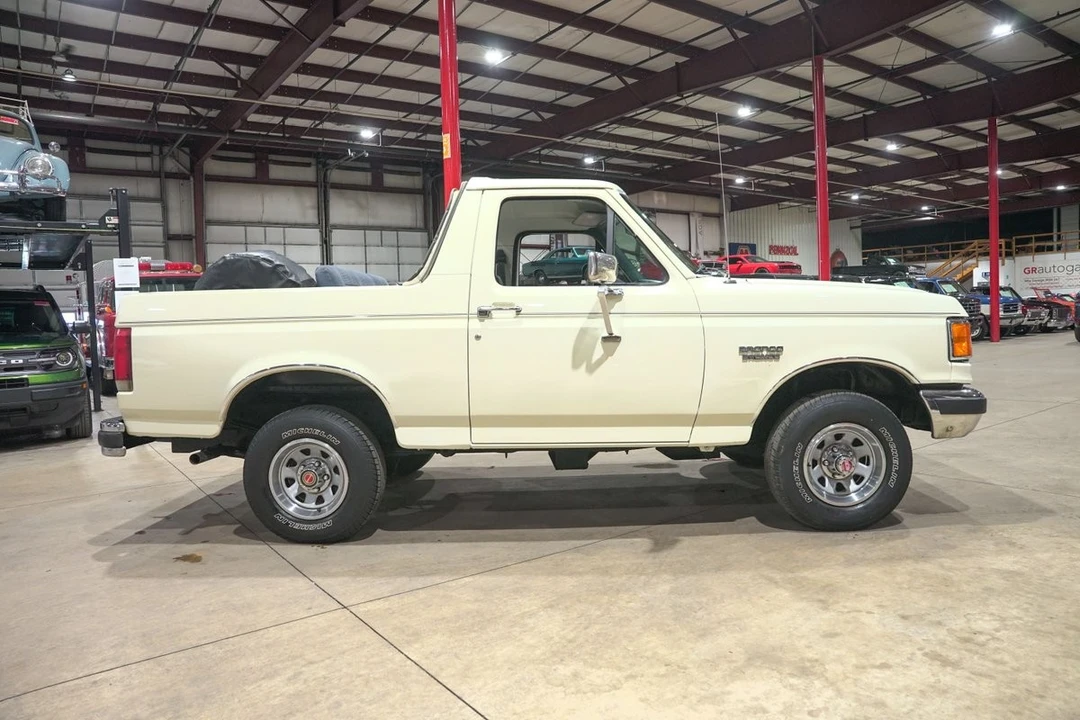 1990 Ford Bronco 4th Gen - Image 10 of 31