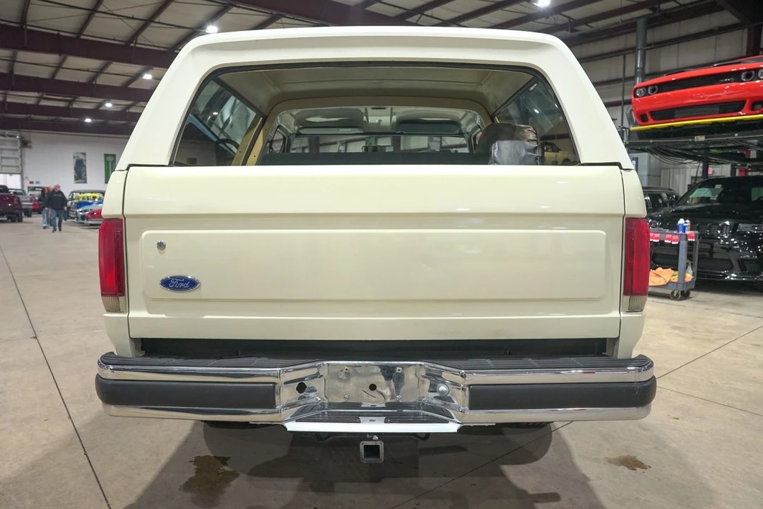 1990 Ford Bronco 4th Gen - Image 23 of 31
