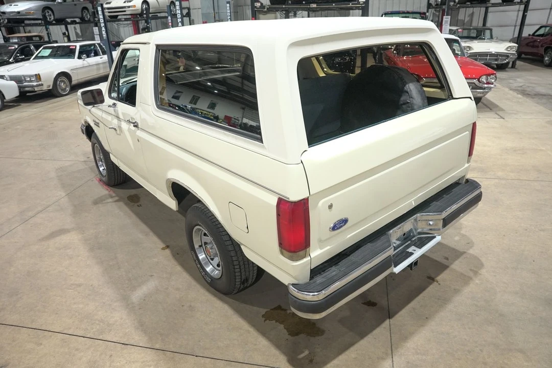 1990 Ford Bronco 4th Gen - Image 30 of 31