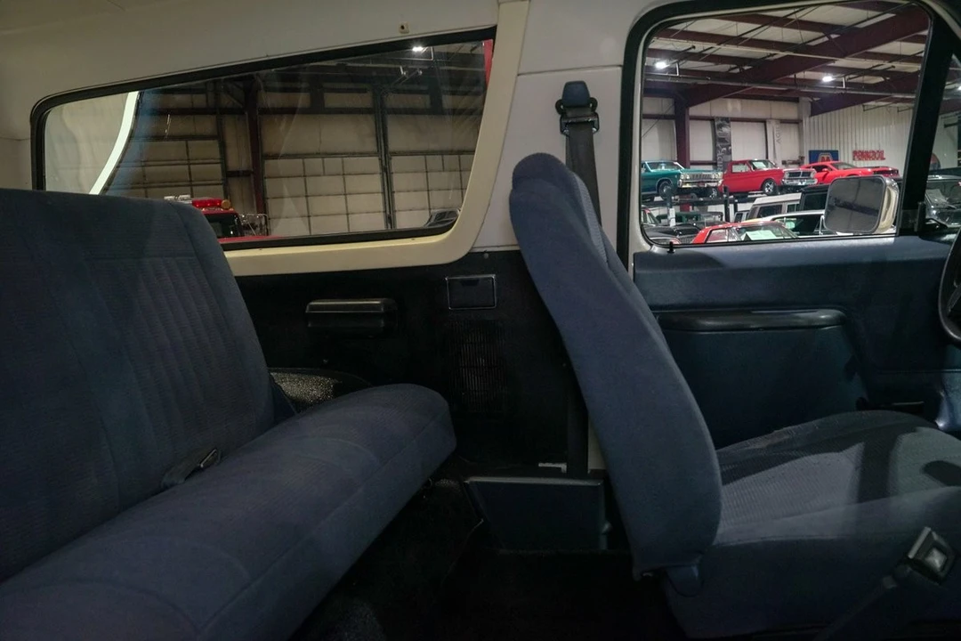 1990 Ford Bronco 4th Gen - Image 23 of 31
