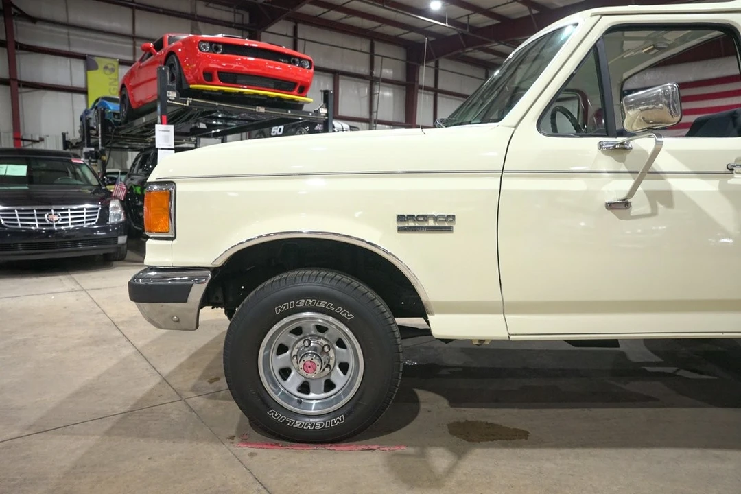 1990 Ford Bronco 4th Gen - Image 3 of 31