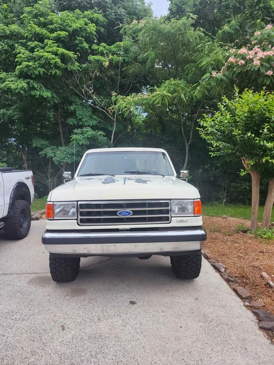 1990 Ford Bronco 4th Gen - Image 2 of 8
