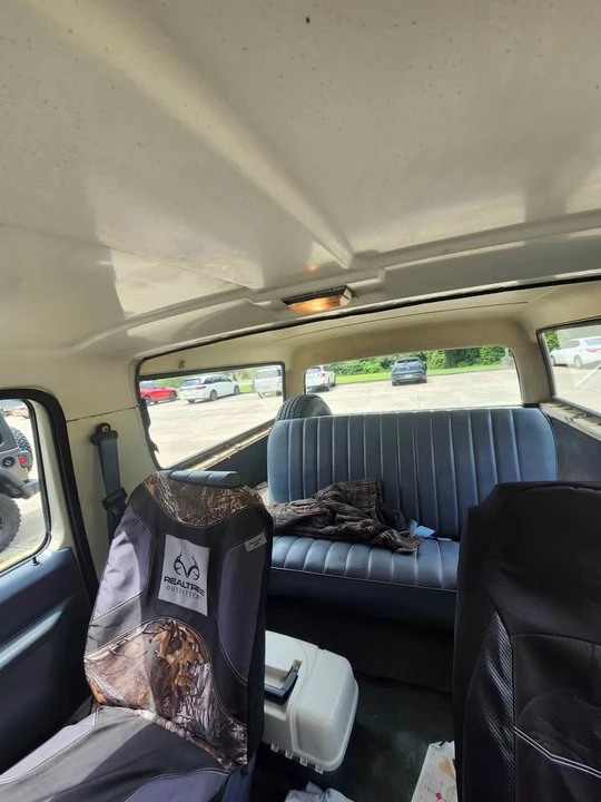 1990 Ford Bronco 4th Gen - Image 8 of 8