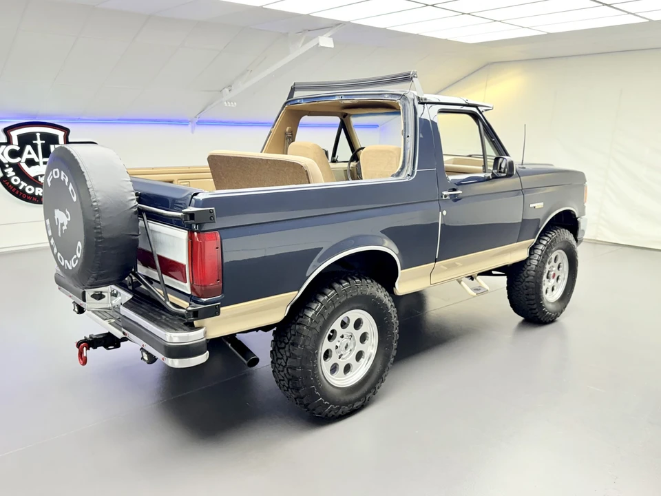 1990 Ford Bronco 4th Gen - Image 16 of 31