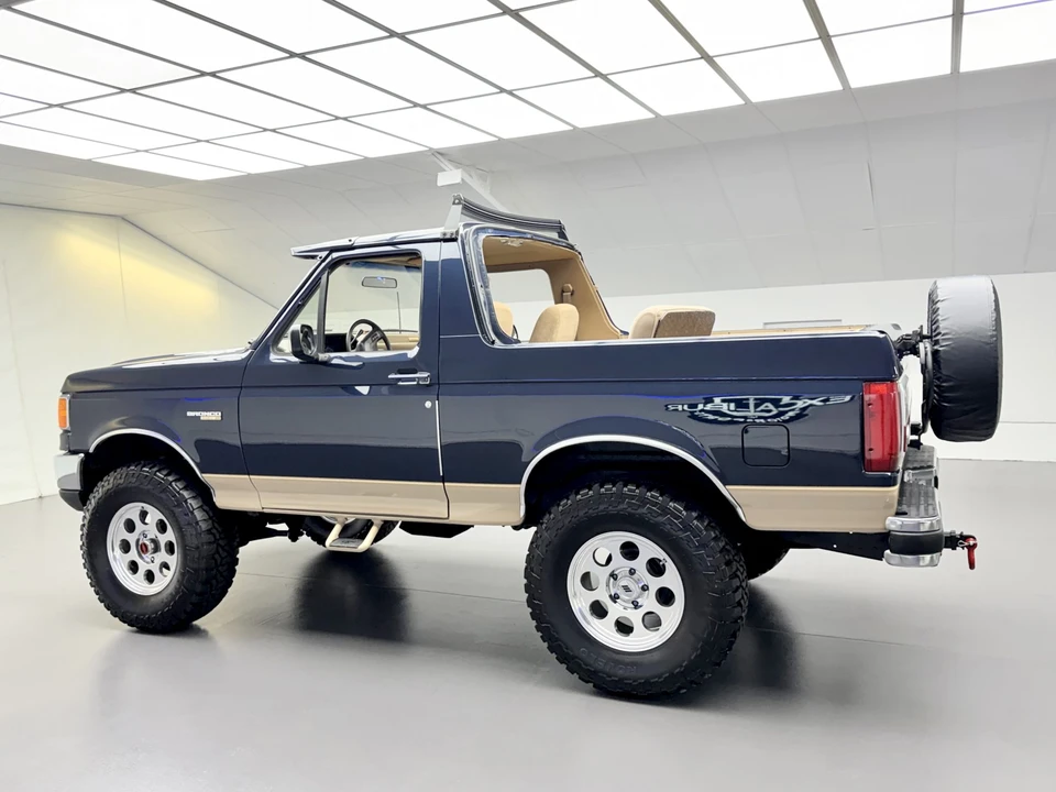1990 Ford Bronco 4th Gen - Image 26 of 31
