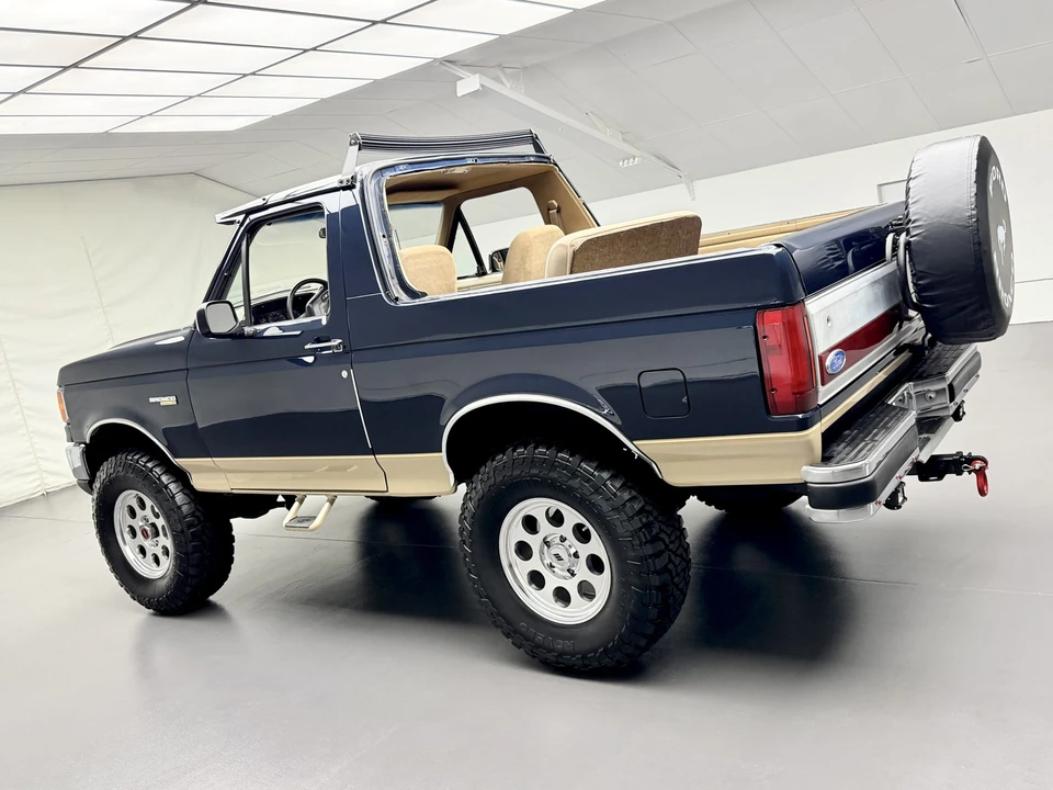 1990 Ford Bronco 4th Gen - Image 23 of 31