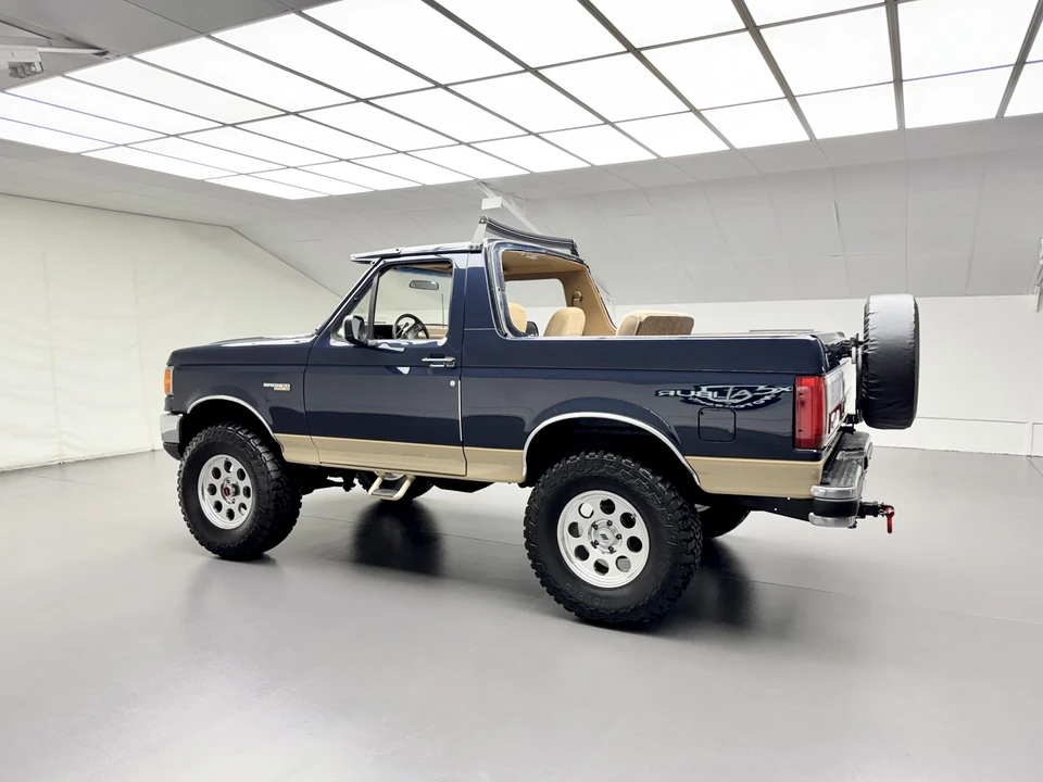 1990 Ford Bronco 4th Gen - Image 24 of 31