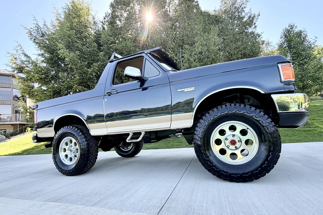 1990 Ford Bronco 4th Gen - Image 6 of 31