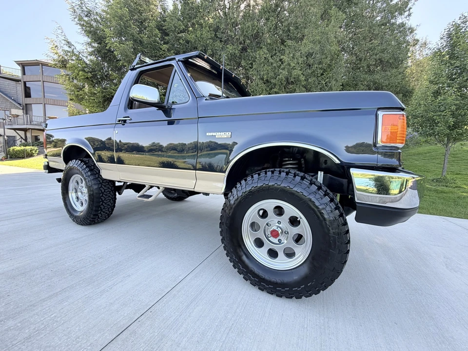 1990 Ford Bronco 4th Gen - Image 7 of 31