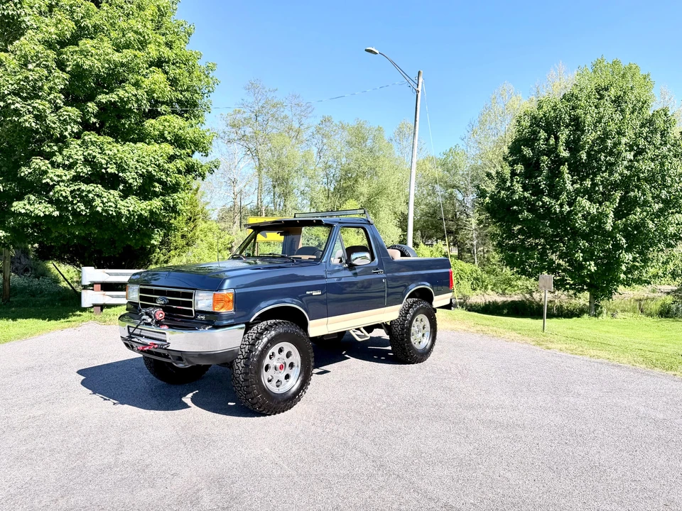 1990 Ford Bronco 4th Gen - Image 4 of 31