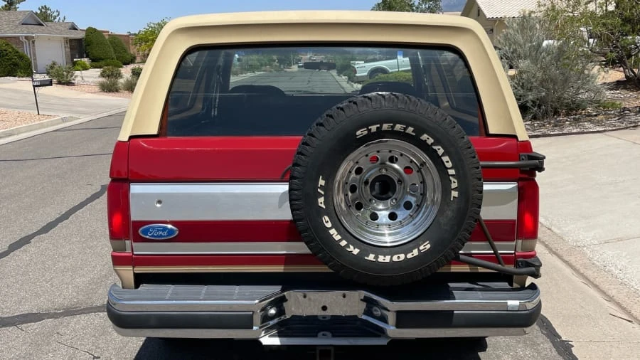 1990 Ford Bronco 4th Gen - Image 27 of 31