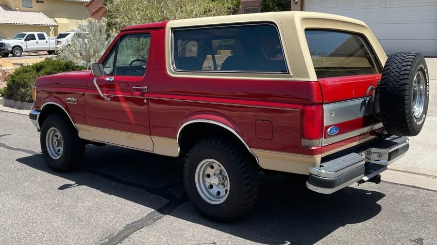 1990 Ford Bronco 4th Gen - Image 30 of 31