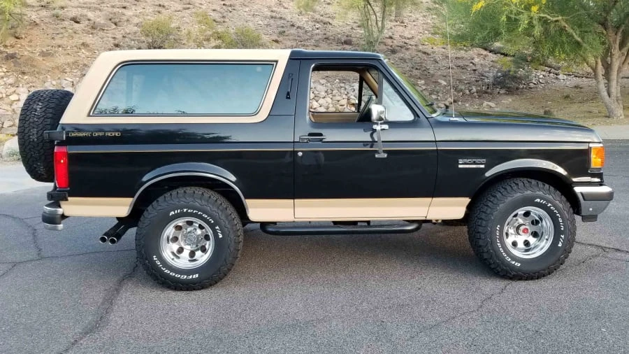 1990 Ford Bronco 4th Gen - Image 2 of 13