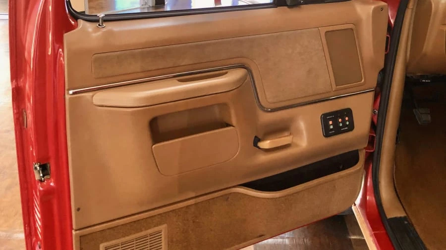 1990 Ford Bronco 4th Gen - Image 3 of 13
