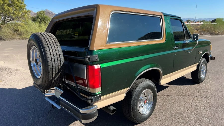 1990 Ford Bronco 4th Gen - Image 8 of 13