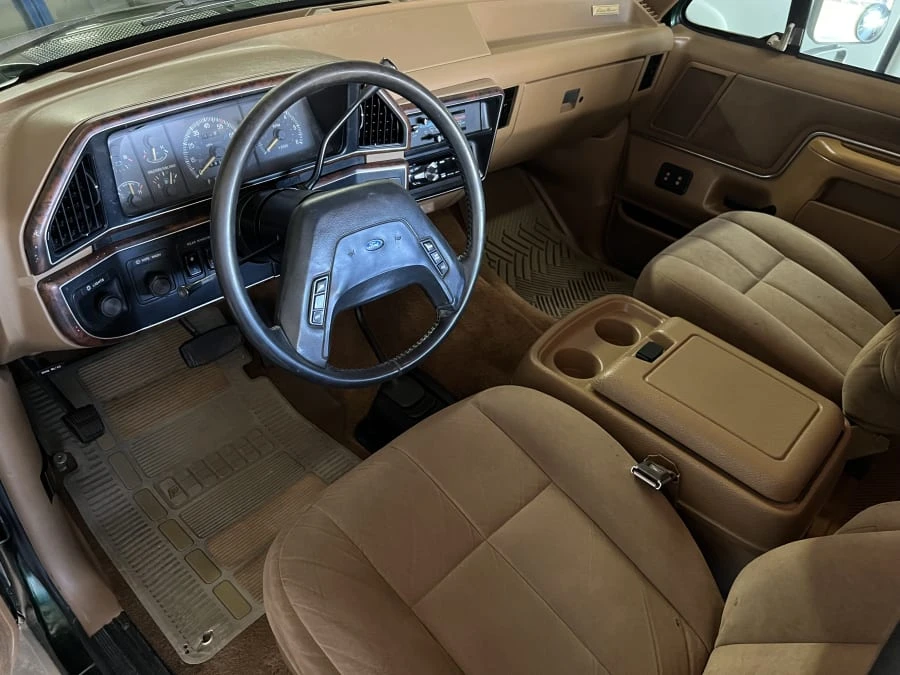 1990 Ford Bronco 4th Gen - Image 9 of 13