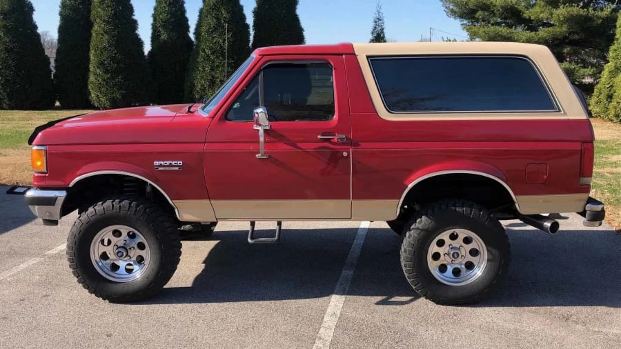1990 Ford Bronco 4th Gen - Image 2 of 14