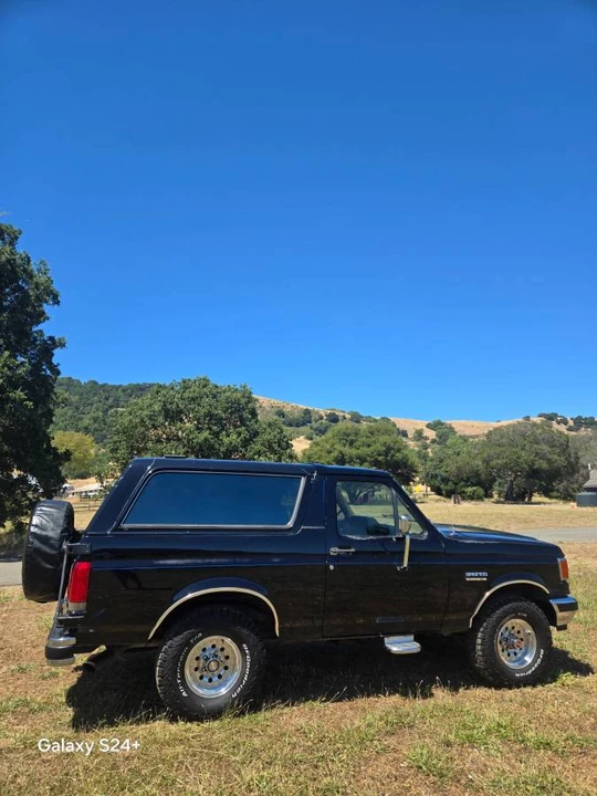 1990 Ford Bronco 4th Gen - Image 2 of 23