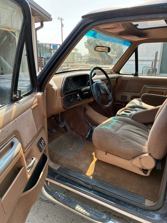 1990 Ford Bronco 4th Gen - Image 9 of 16