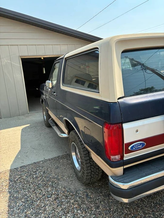 1990 Ford Bronco 4th Gen - Image 3 of 16