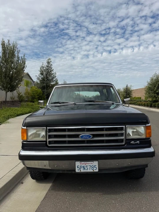 1990 Ford Bronco 4th Gen - Image 2 of 8